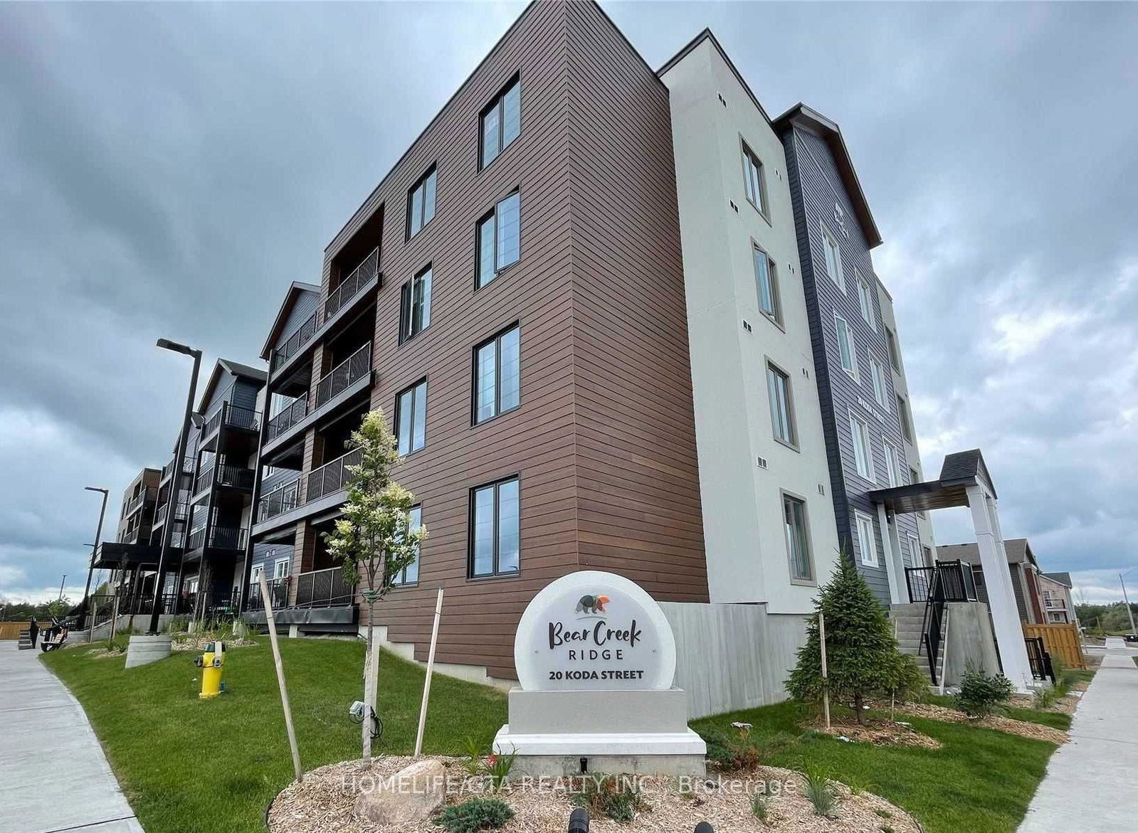 20-koda-street-barrie-ontario-s13854144