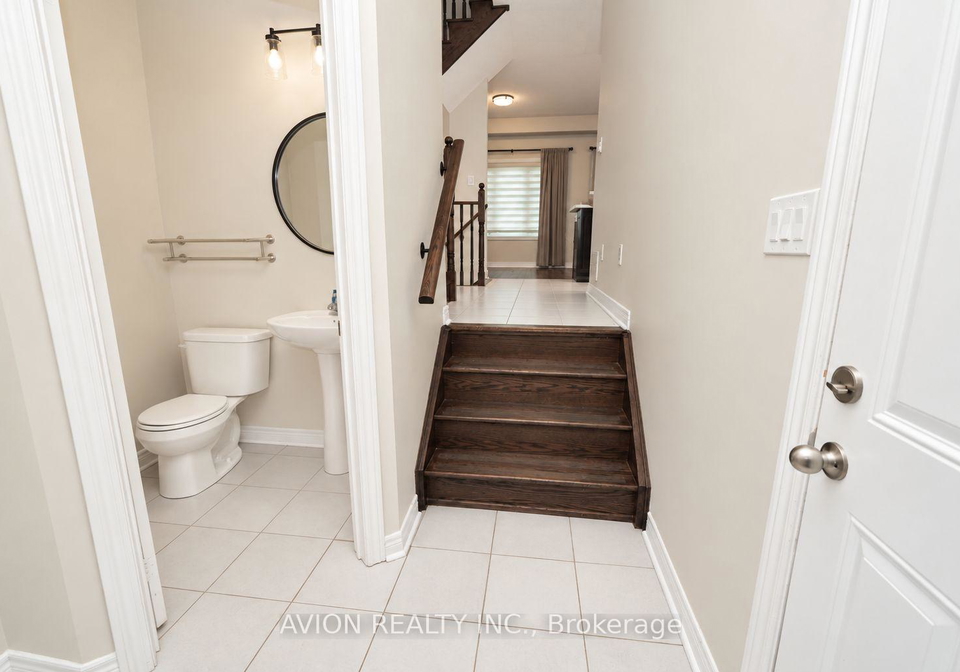 63-forsyth-crescent-n-barrie-ontario-s13854756