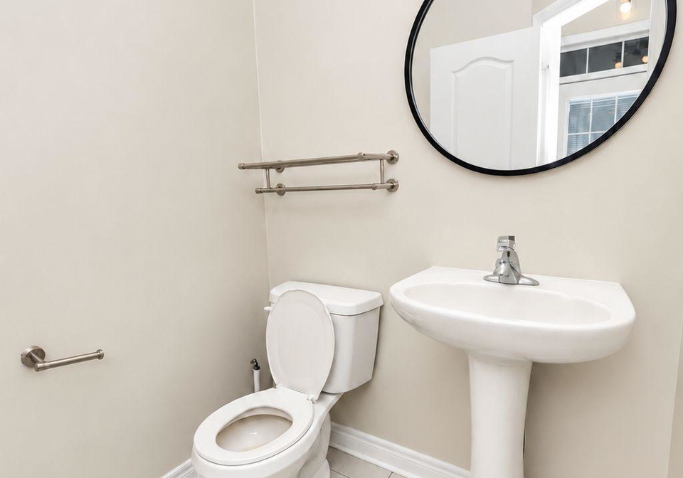 63-forsyth-crescent-n-barrie-ontario-s13854756