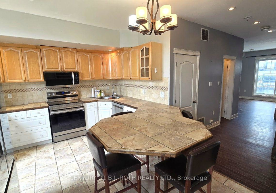 4dunlop-street-e-barrie-ontario-s13855152