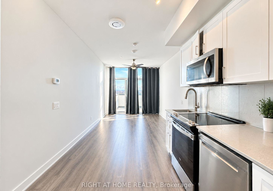 681-yonge-street-barrie-ontario-s13858298
