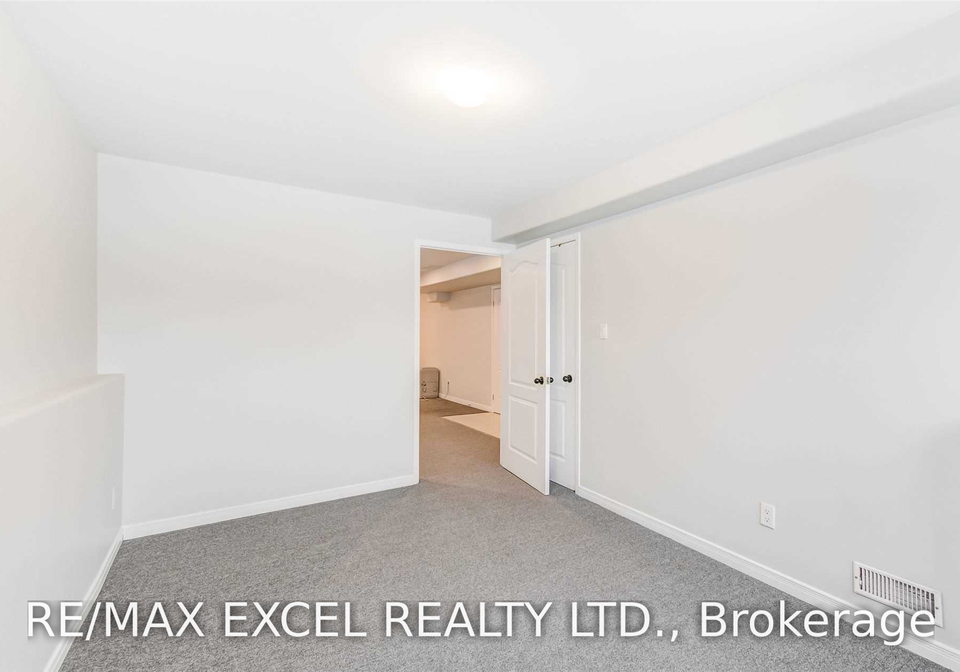 3-sedgewood-way-barrie-ontario-s13859790