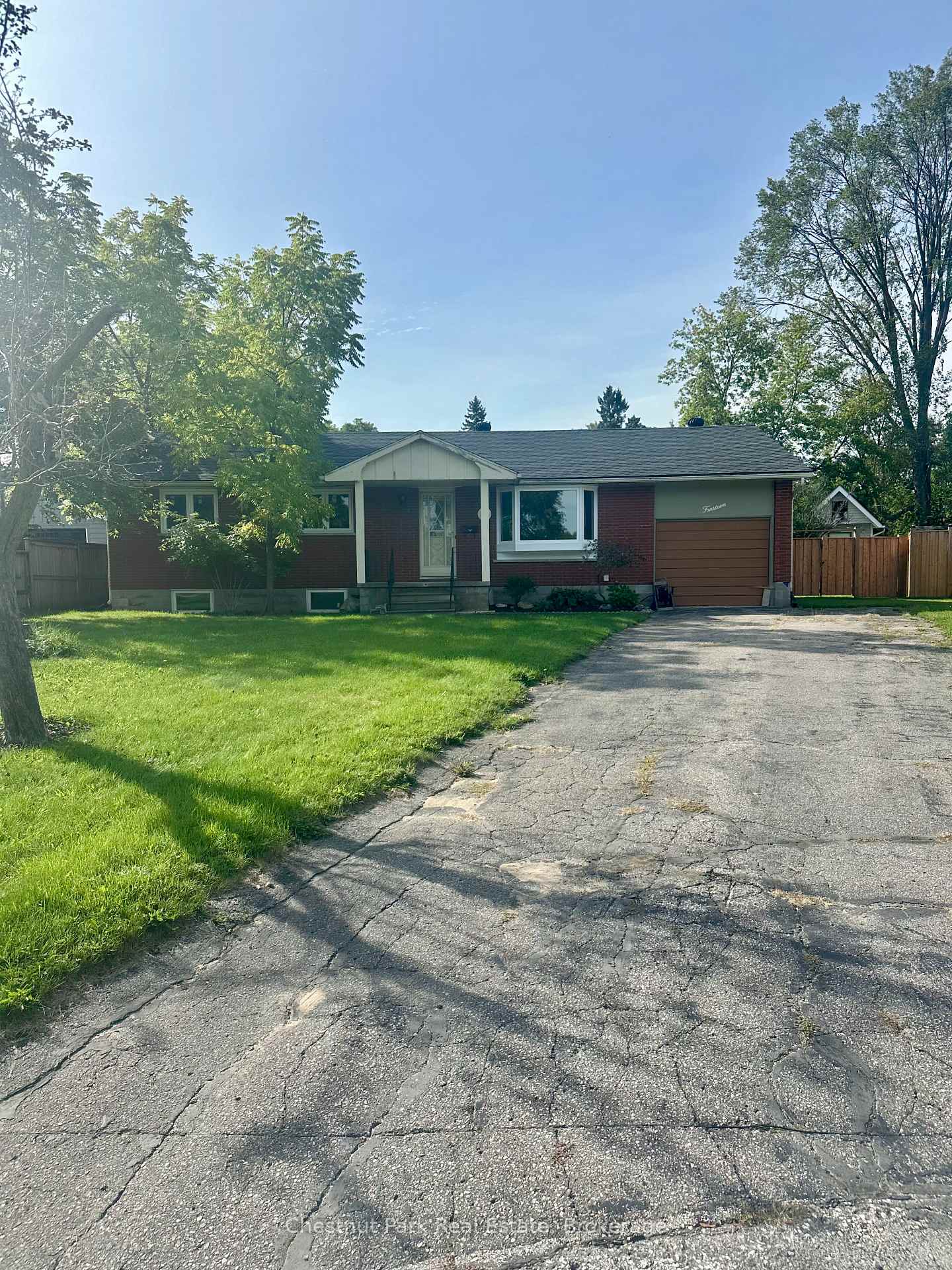 14-brock-crescent-collingwood-ontario-s13861944