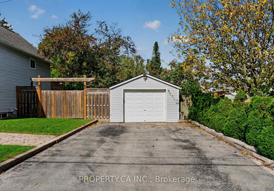 646-victoria-street-midland-ontario-s13863208