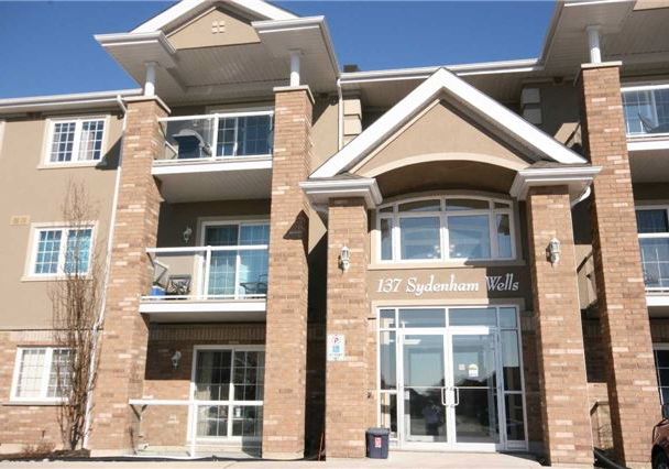 137-sydenham-wells-drive-barrie-ontario-s3763250