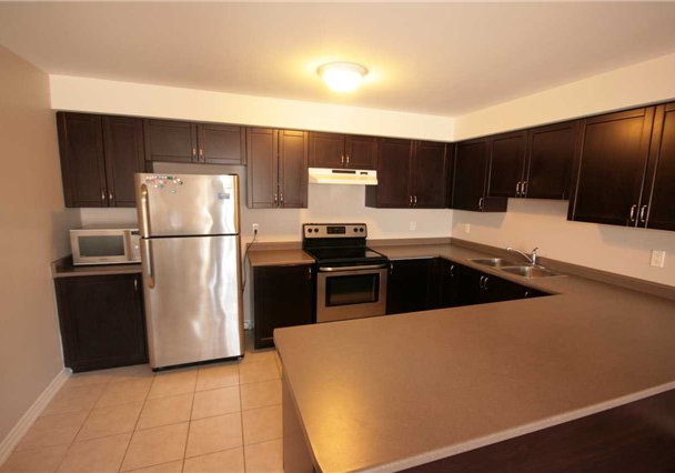 137-sydenham-wells-drive-barrie-ontario-s3763250