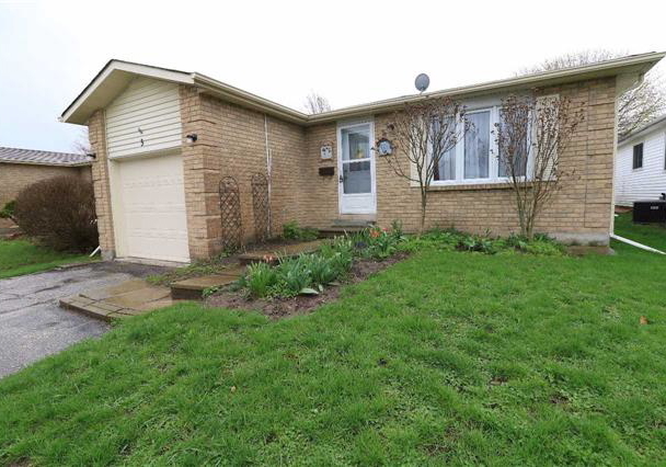 3-hickling-trail-barrie-ontario-s3918751