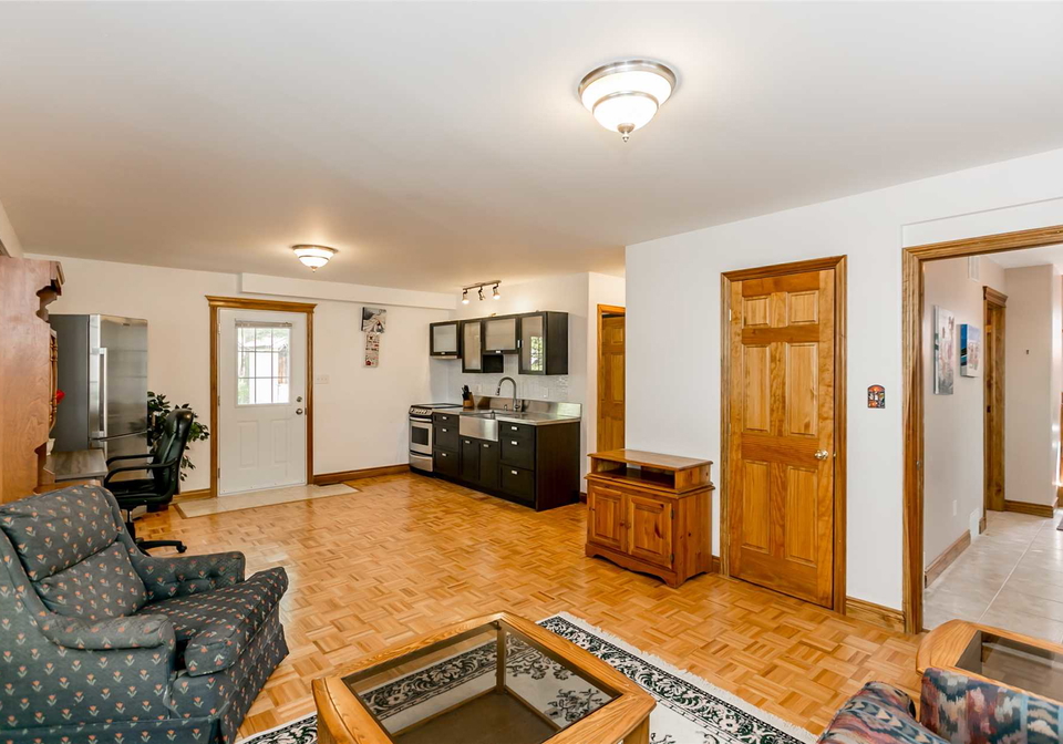 101-32nd-street-s-wasaga-beach-ontario-s4478362