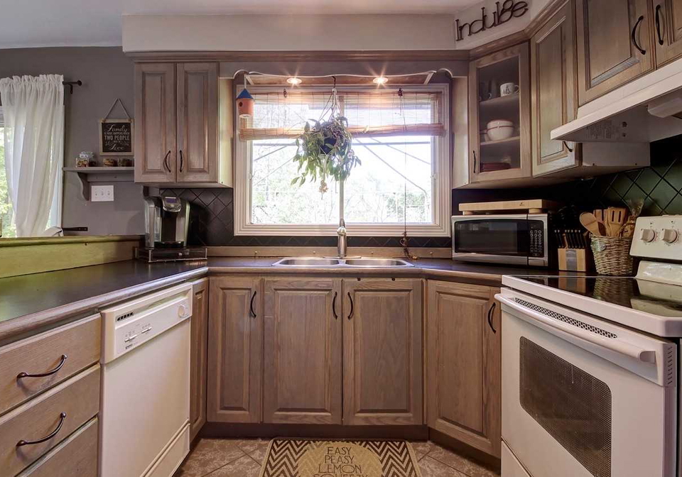 10-grosvenor-drive-tiny-ontario-s4485034