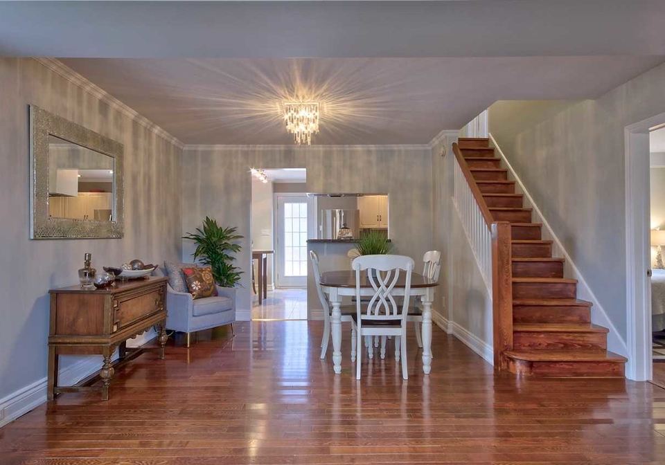 32-grove-street-w-barrie-ontario-s4526381
