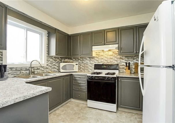 302-livingstone-street-w-barrie-ontario-s4559987