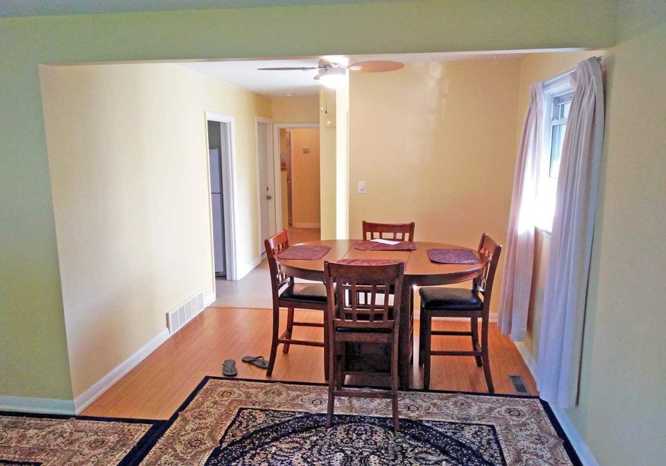 141-grove-street-e-barrie-ontario-s4596904
