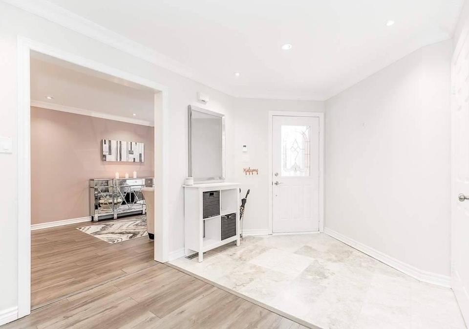 8-grace-crescent-barrie-ontario-s4776427