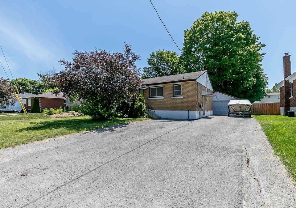 17-gunn-street-barrie-ontario-s4805439