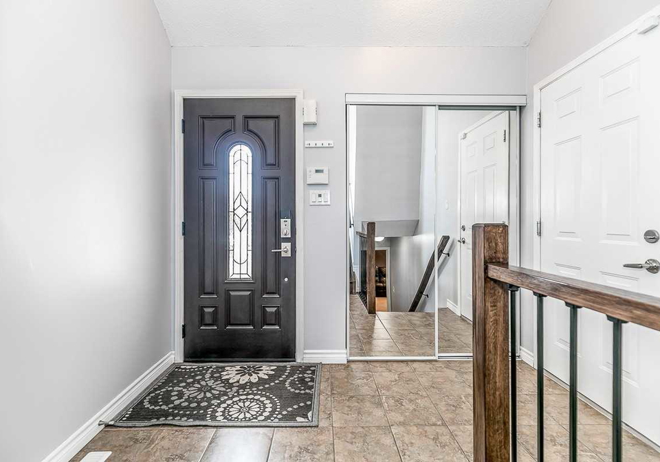 82-ambler-bay-barrie-ontario-s4849967