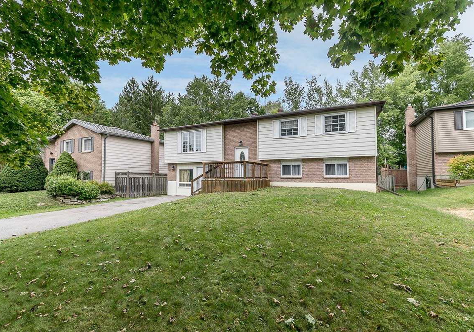 18-chippawa-court-barrie-ontario-s4946622
