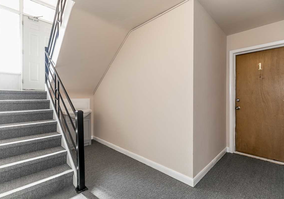 78-queen-street-barrie-ontario-s5152496