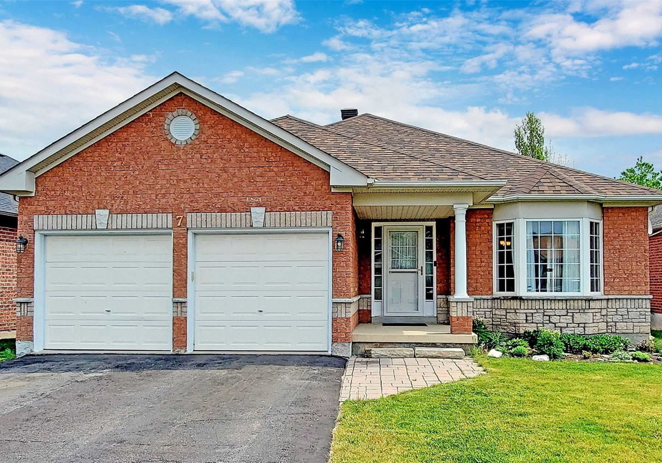 7-duval-drive-barrie-ontario-s5243986