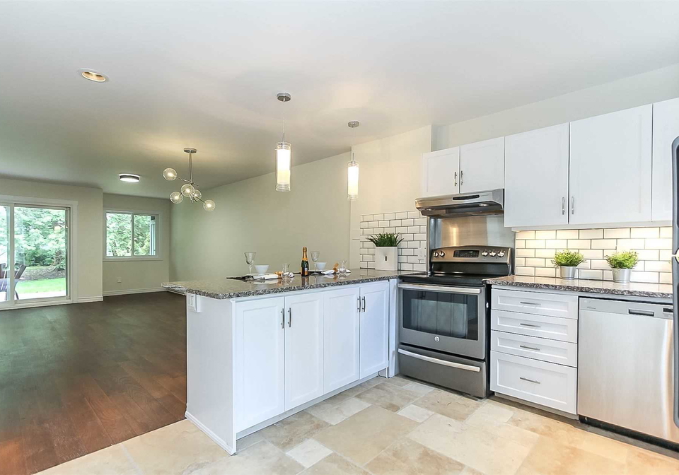 100-fairway-crescent-collingwood-ontario-s5278003