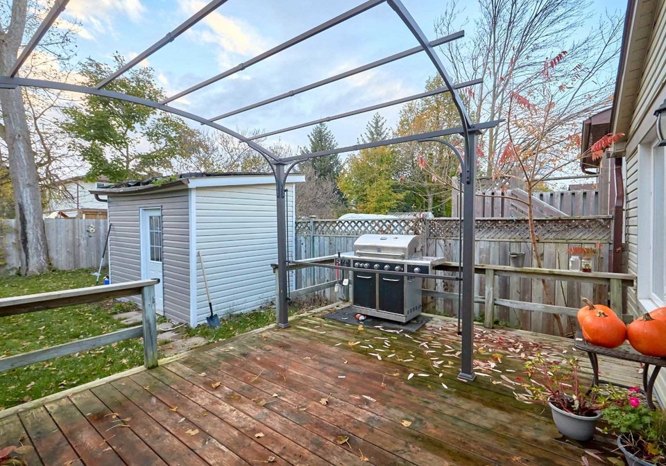 20-mowat-crescent-barrie-ontario-s5436954