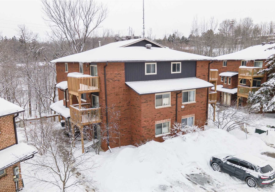 20-evergreen-court-barrie-ontario-s5496936