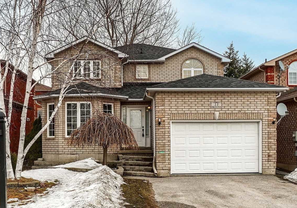 13-dykstra-drive-barrie-ontario-s5539389