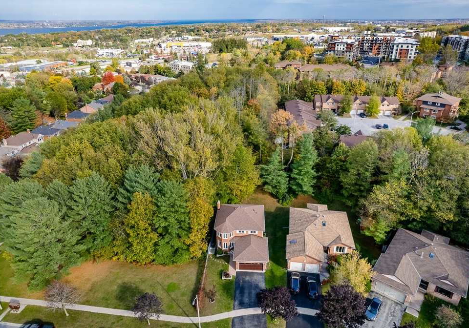 33-florence-park-road-barrie-ontario-s5577355