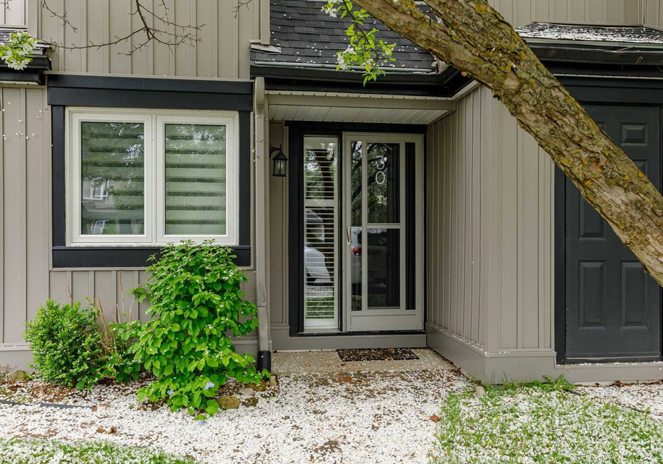 5-harbour-street-collingwood-ontario-s5635941