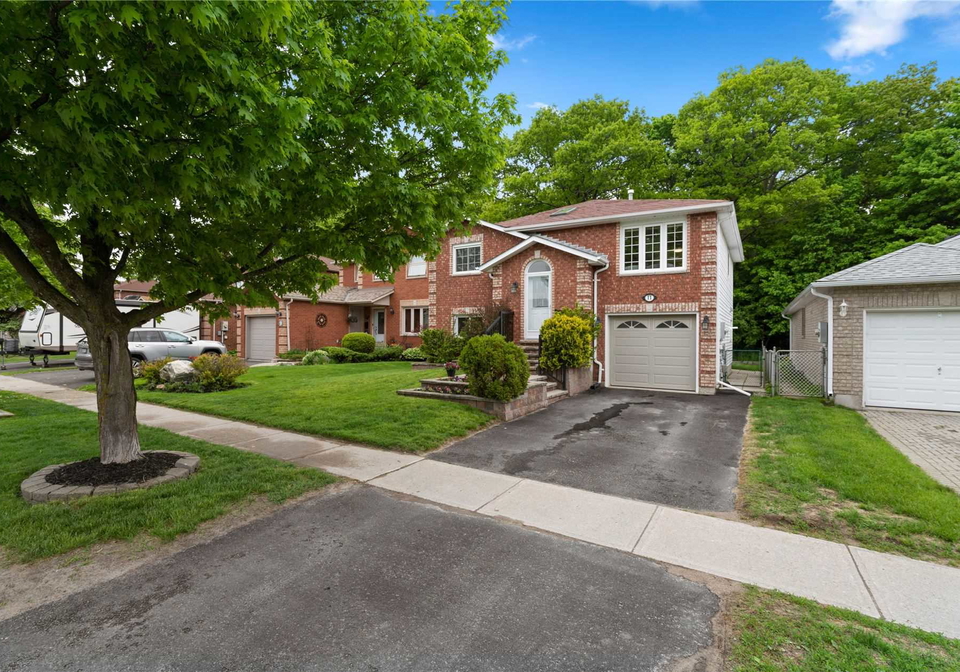 11-finlay-road-barrie-ontario-s5637062