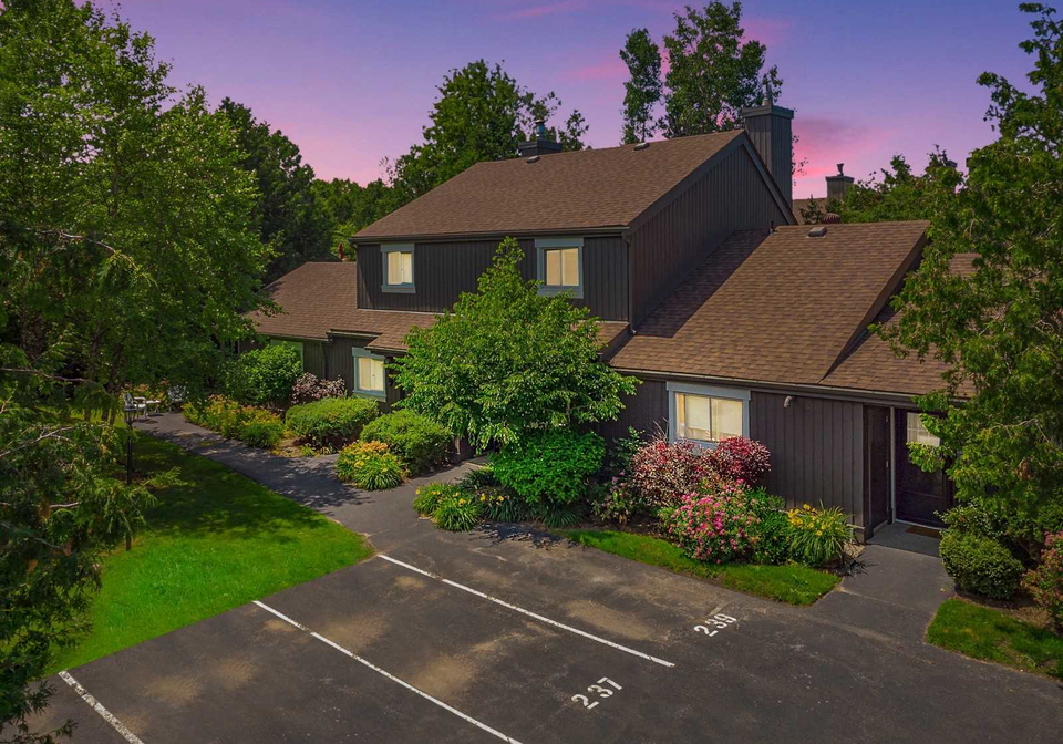 15-harbour-street-w-collingwood-ontario-s5693501