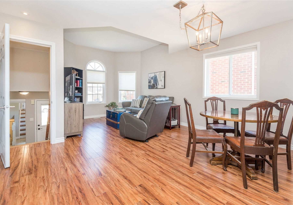 23-dunsmore-lane-barrie-ontario-s5703568