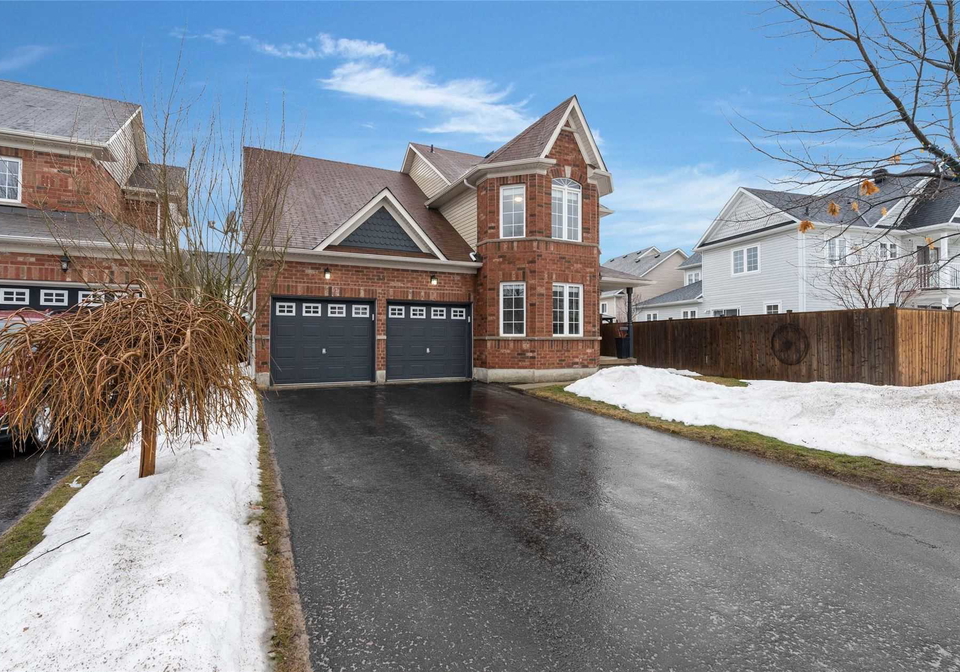 38-maple-crown-terrace-barrie-ontario-s5978147