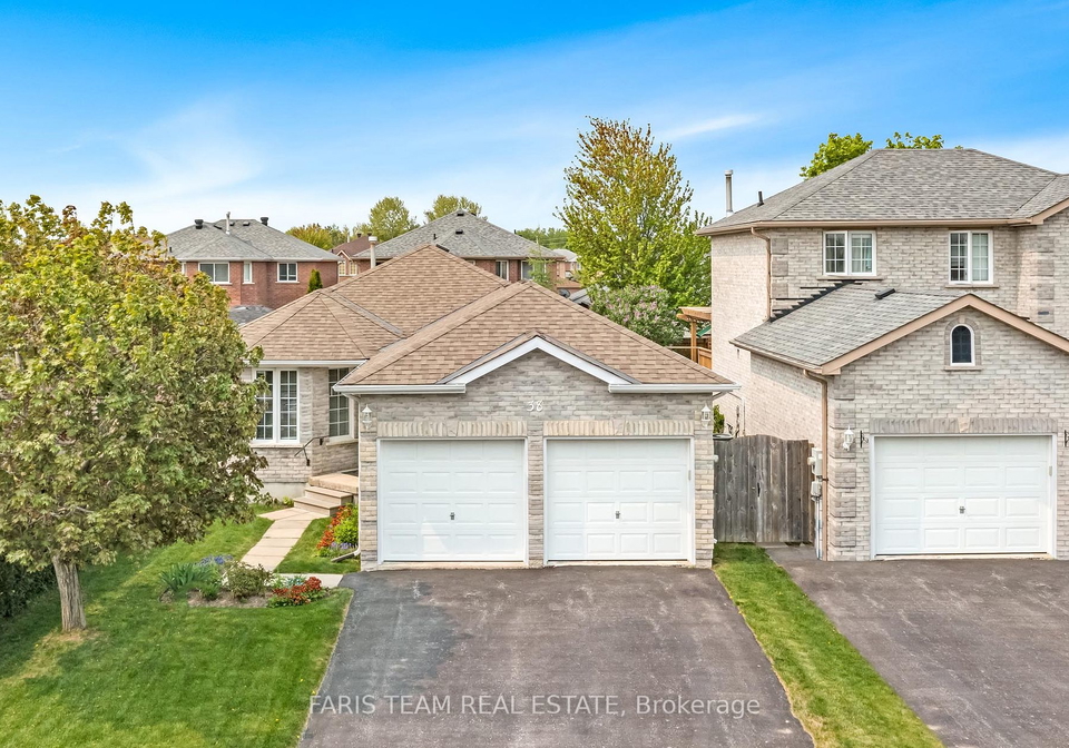 38-reynolds-lane-barrie-ontario-s6010964