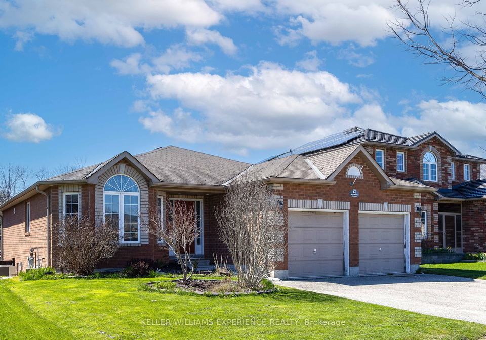 24-sun-king-crescent-barrie-ontario-s8294542