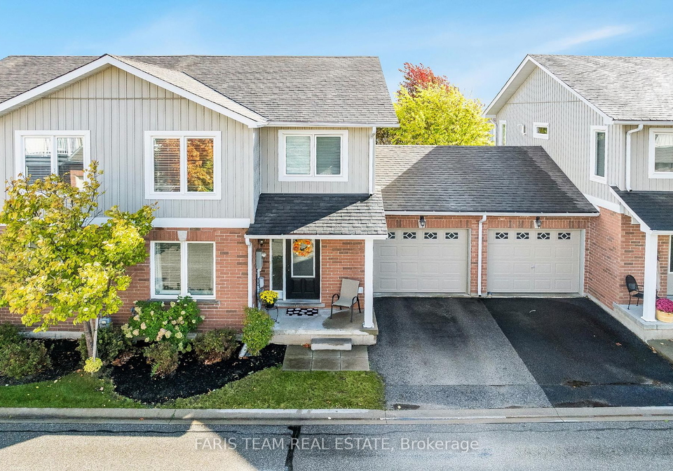 90-sovereigns-gate-barrie-ontario-s9393280