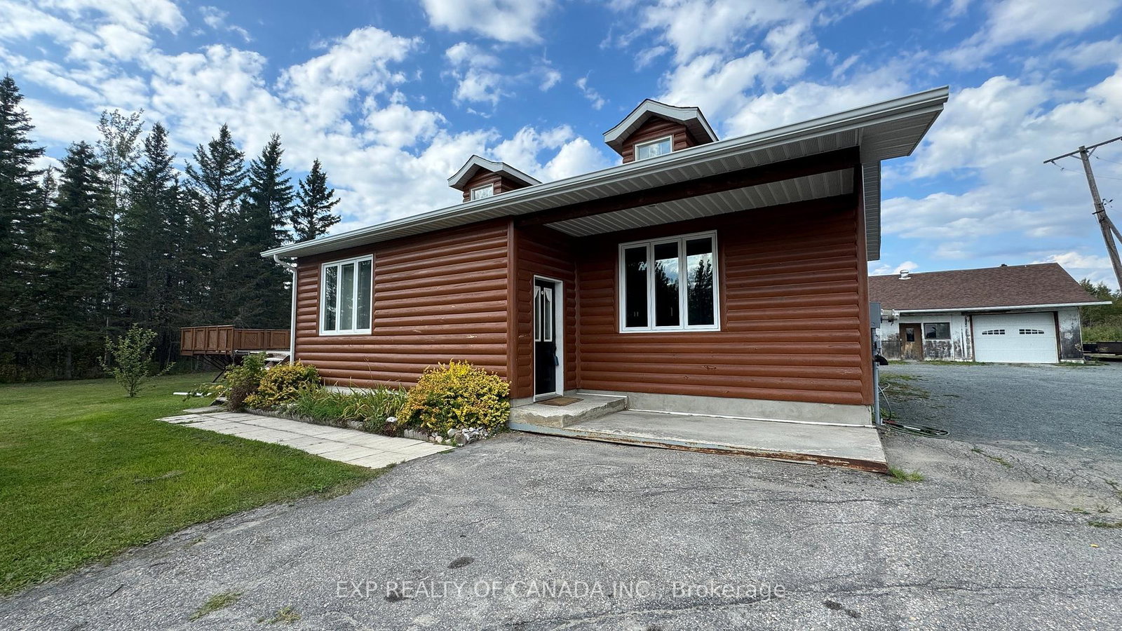 789-highway-652-e-cochrane-ontario-t11957092