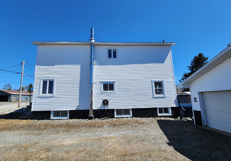 49a-51-sixth-avenue-larder-lake-ontario-t12010639