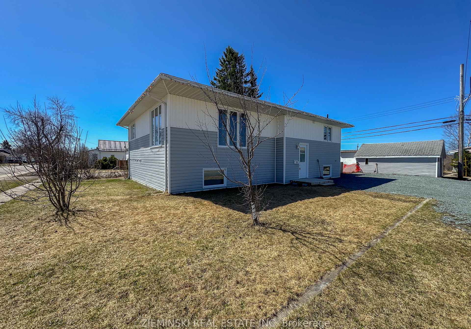 979-victoria-road-iroquois-falls-ontario-t12143330