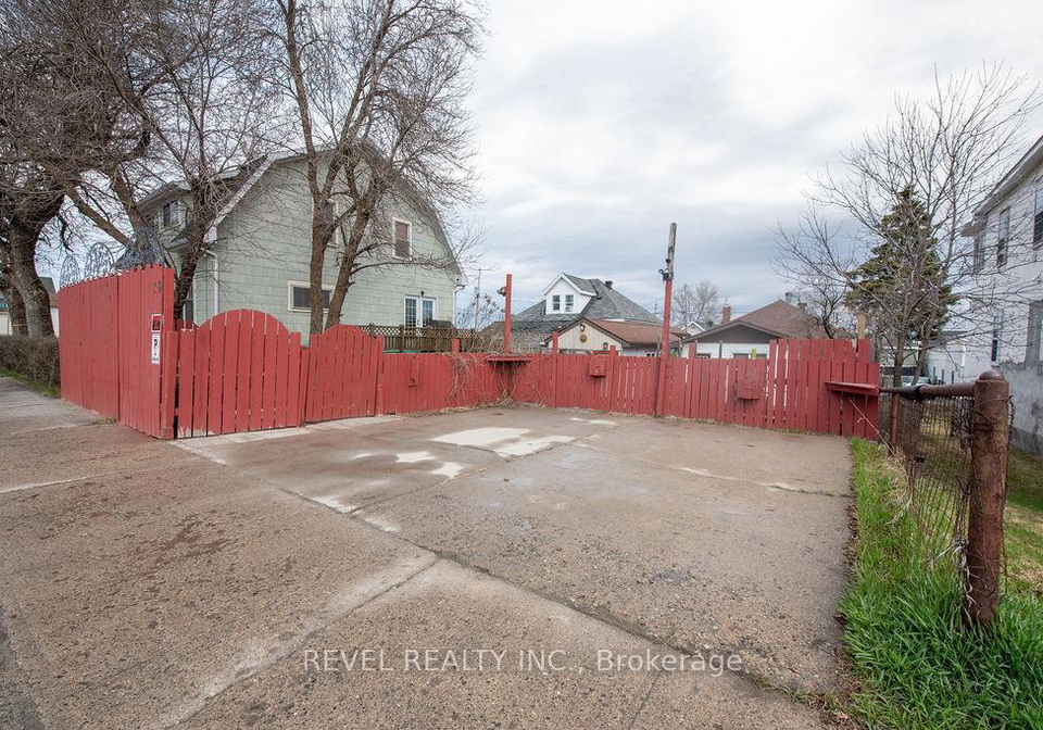 19-dwyer-avenue-timmins-ontario-t12146623