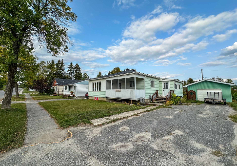 1262-victoria-road-iroquois-falls-ontario-t12160102