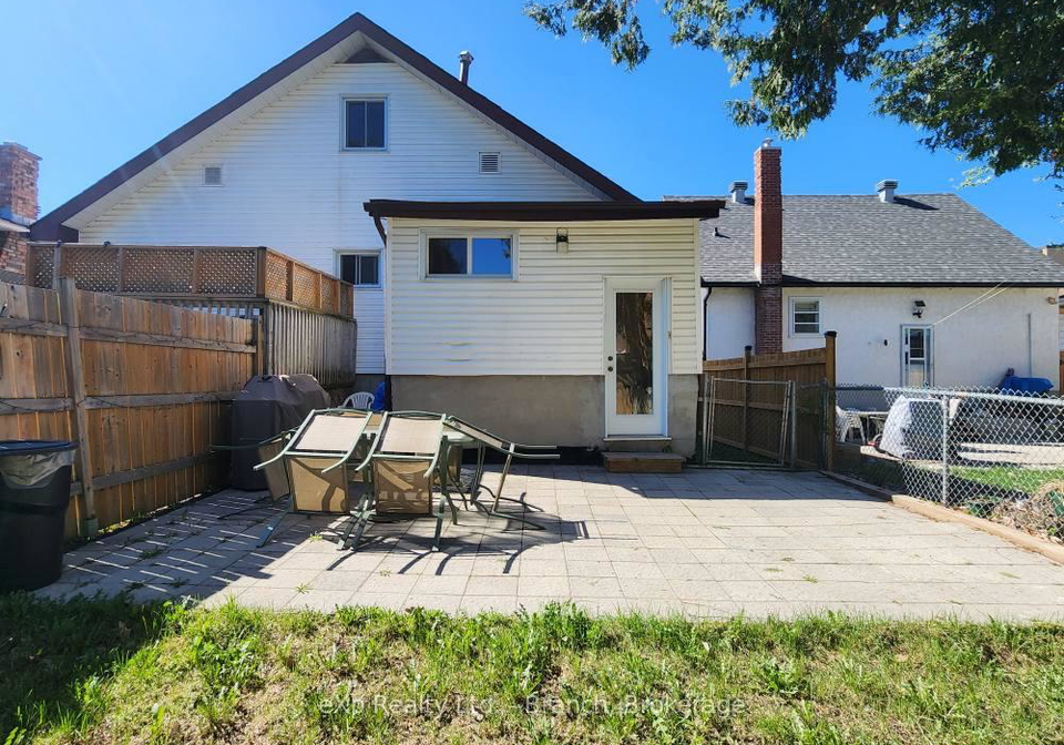 260-eighth-avenue-timmins-ontario-t12160806