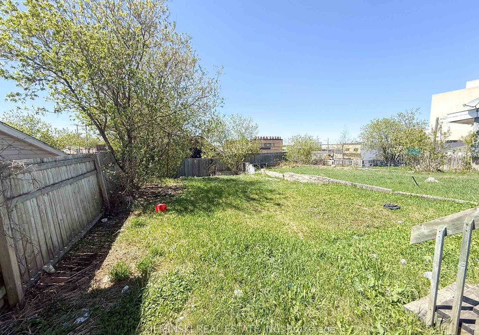 75-elm-street-s-timmins-ontario-t12160823
