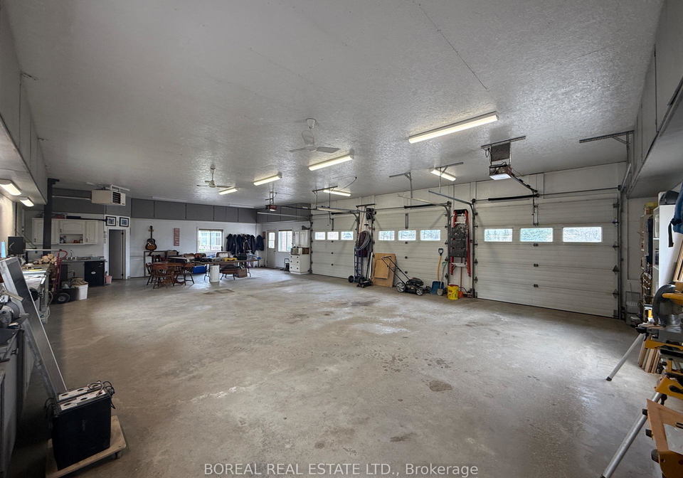 806-hwy-652-cochrane-ontario-t12163980