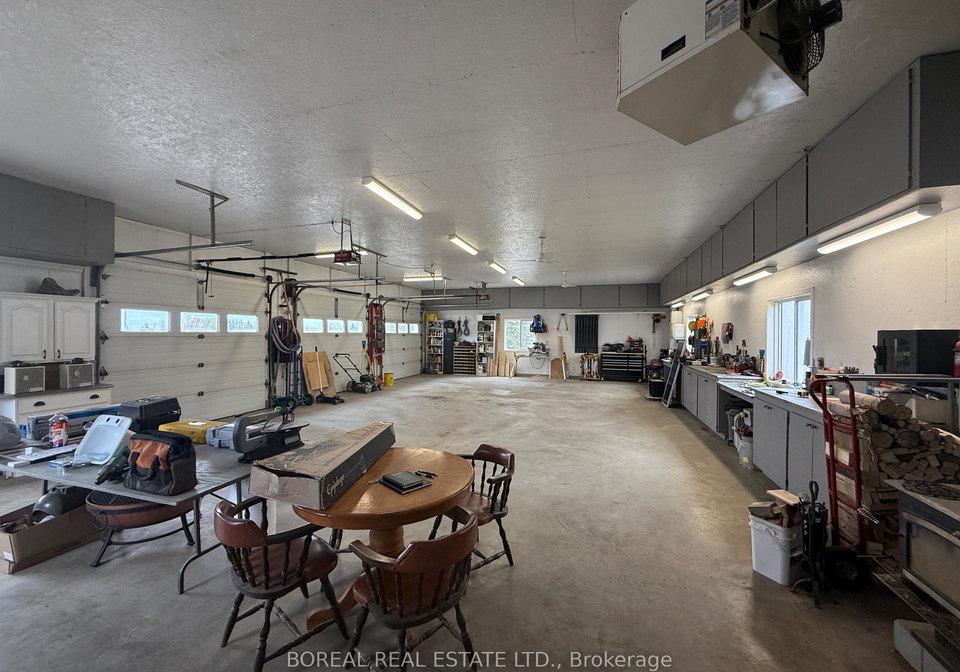 806-hwy-652-cochrane-ontario-t12163980