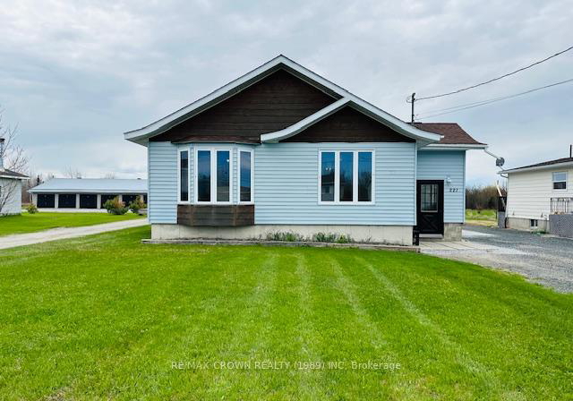 221-cloutierville-road-smooth-rock-falls-ontario-t12172901