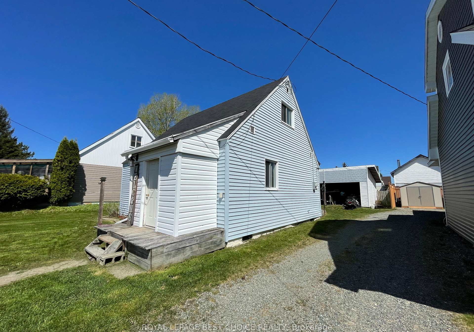 74-eighth-avenue-larder-lake-ontario-t12174779