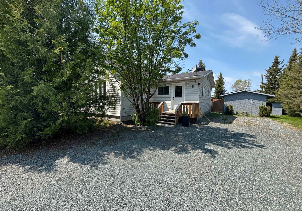 5-algonquin-road-cochrane-ontario-t12189615