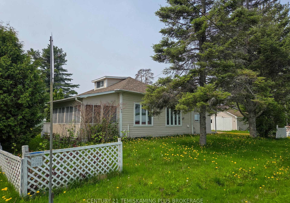 03-fourth-street-w-james-ontario-t12192909