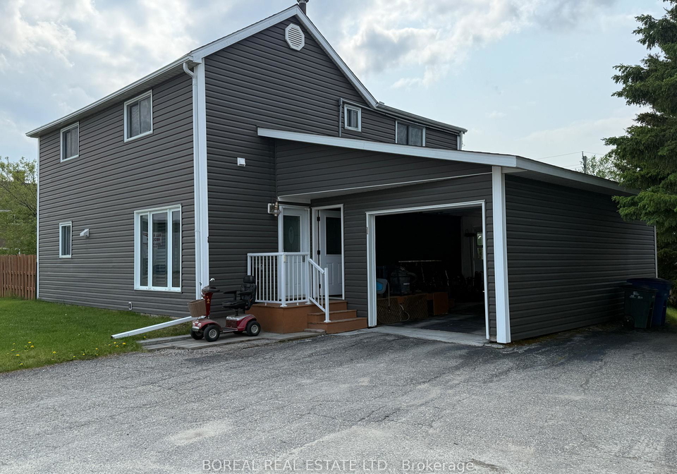 1-boisvert-crescent-cochrane-ontario-t12209487