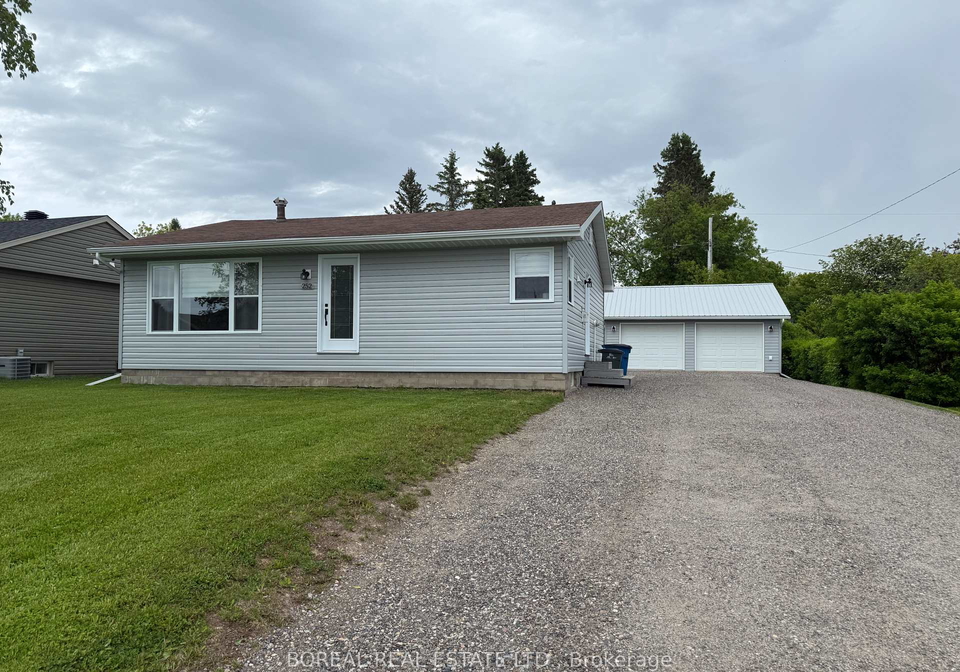 252-fourteenth-avenue-cochrane-ontario-t12224923